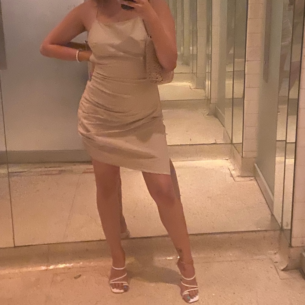 Backless asymmetrical dress